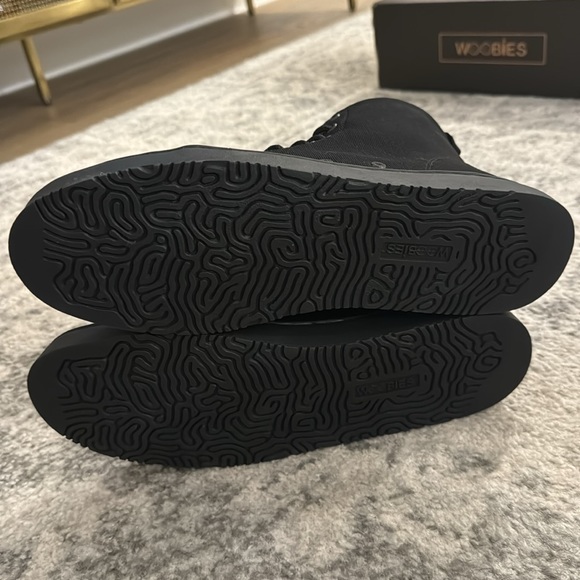 Woobies Men’s Combat Boots - Picture 10 of 15